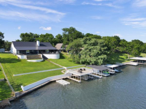 River Oaks Luxury Lakeshore Concierge Services Available